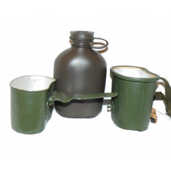 BW Feldflasche mit Becher...