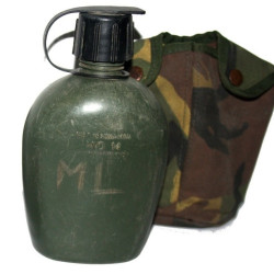 NL Feldflasche m. MOLLE Hülle (gebr.)