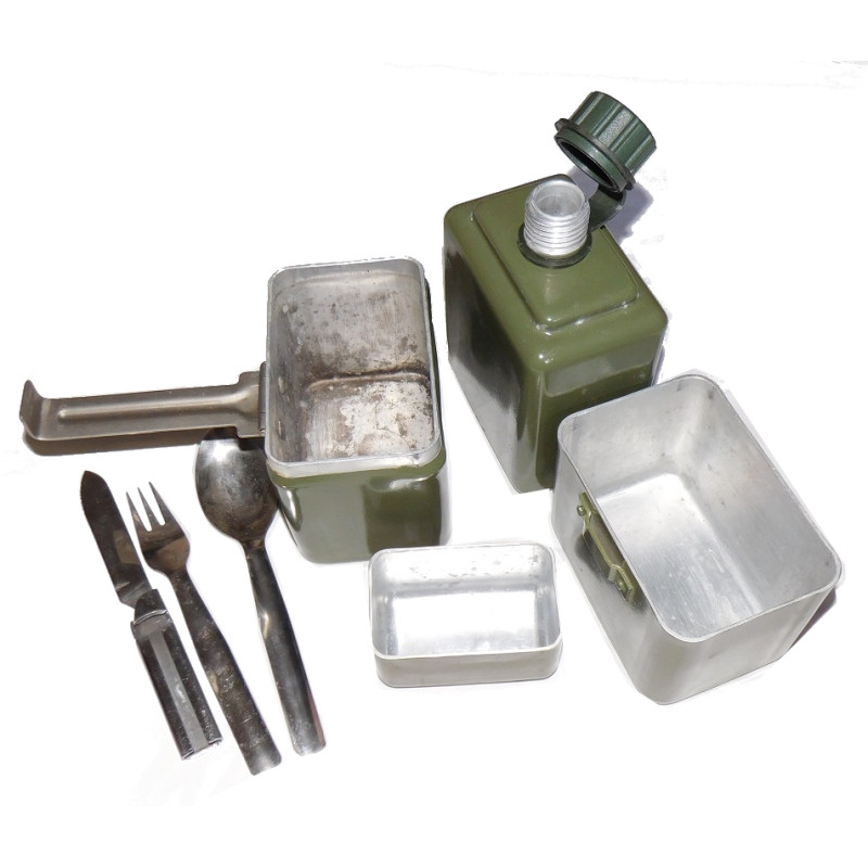Jug. Alu Feldflasche + Kochgeschirr + Essbesteck (gebr.)